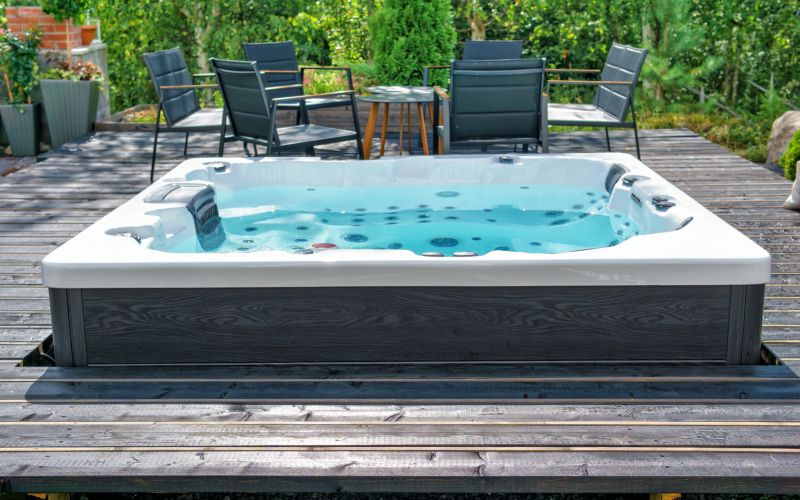 Deep Soaking Tub with Deck